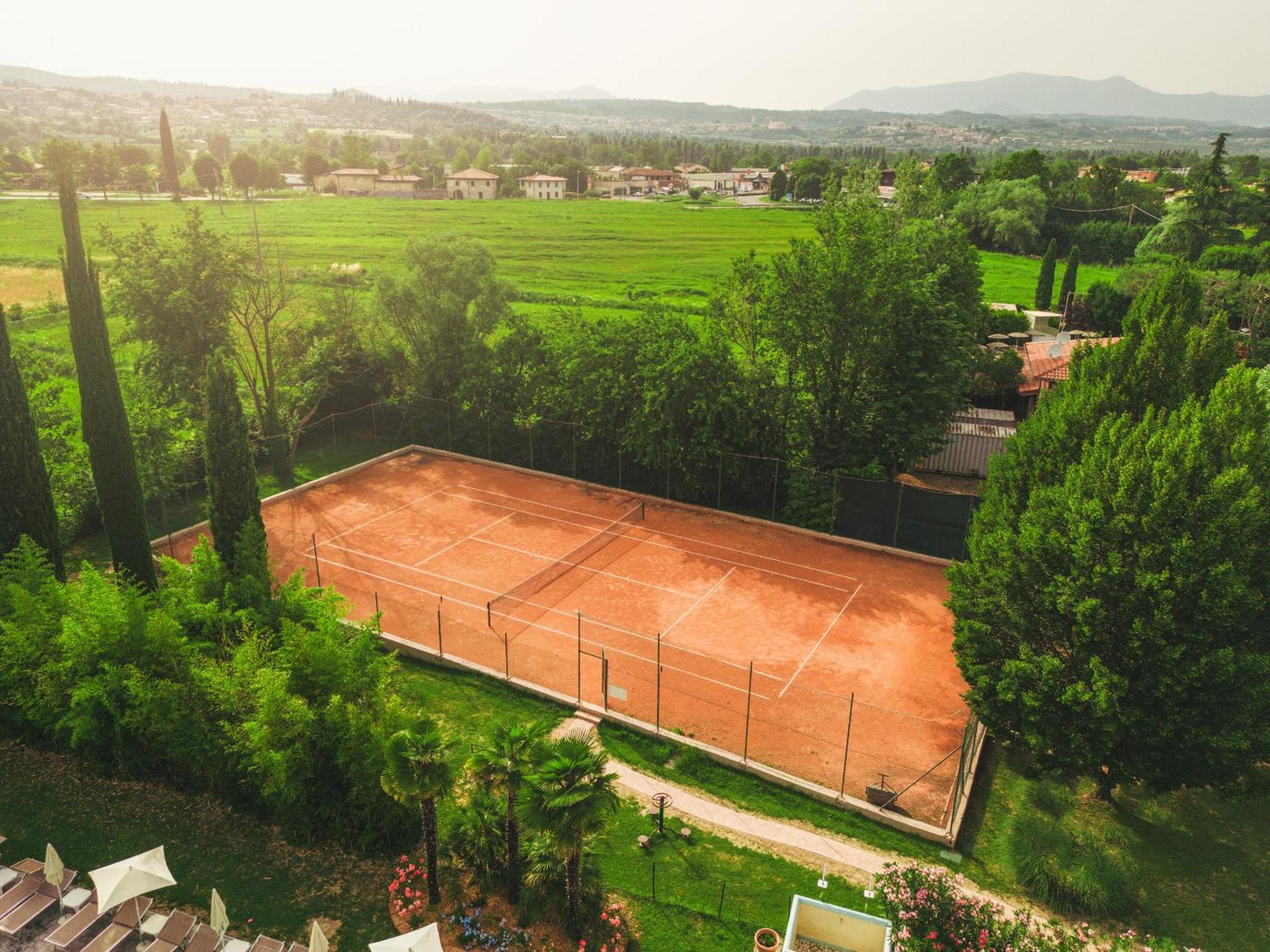 Park Residence Il Gabbiano Moniga del Garda Exterior photo