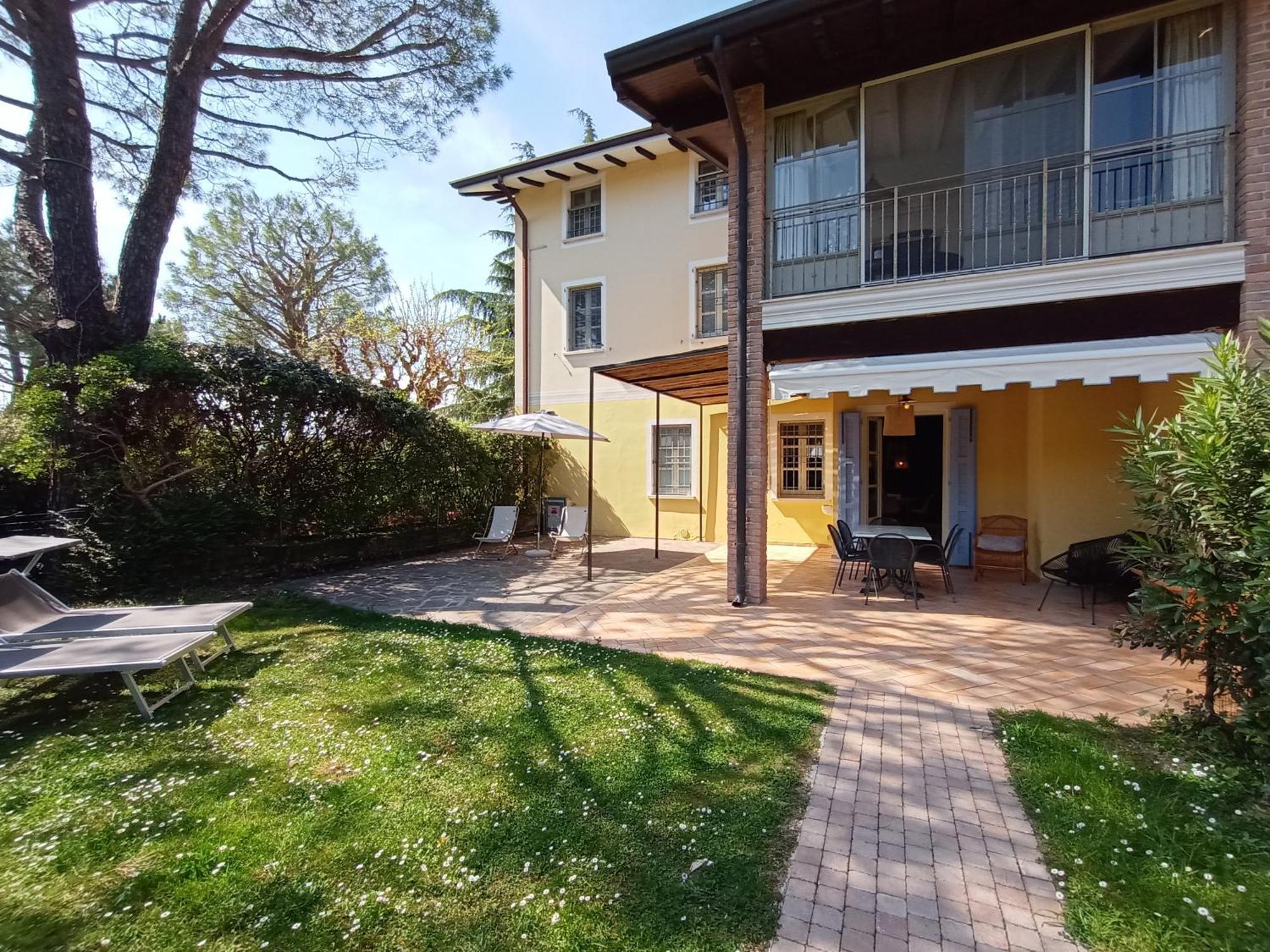 Park Residence Il Gabbiano Moniga del Garda Room photo